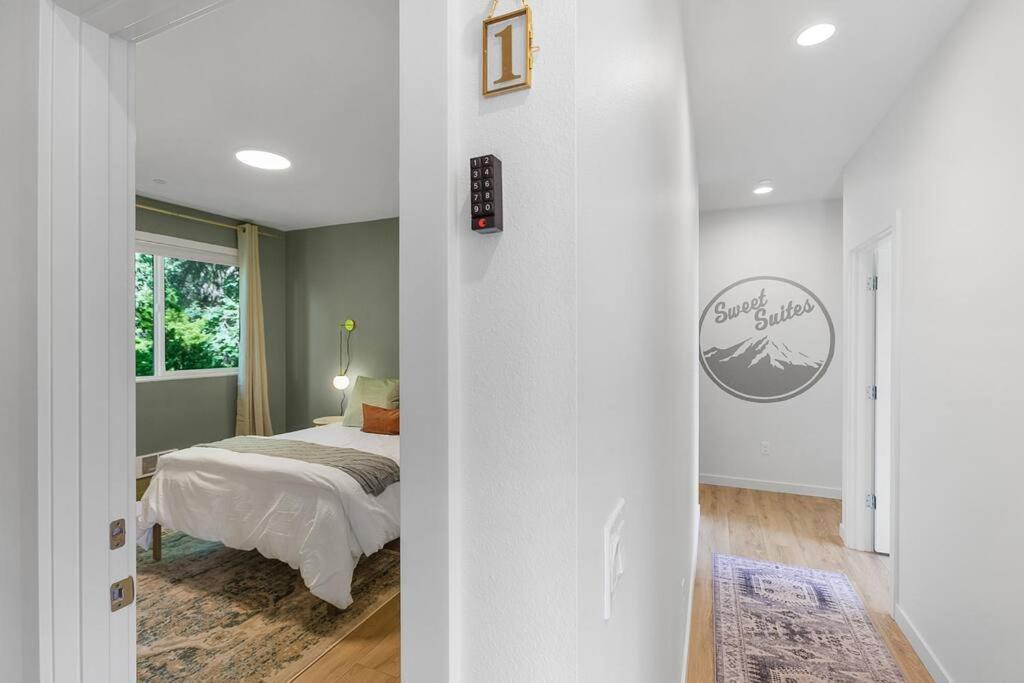 Kurt'S Sweet Suite - 84 Walkscore Seattle Exterior photo